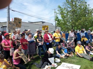 Tacoma Detention Center rally (800x600)